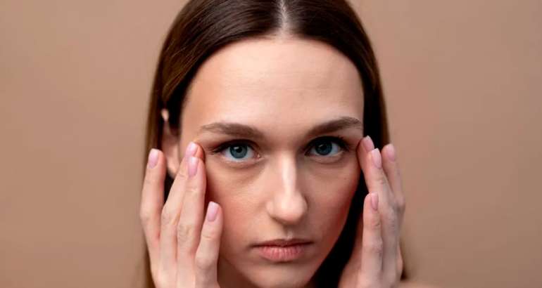 ¿Tatuarse las ojeras? Mi opinión profesional sobre esta nueva moda viral